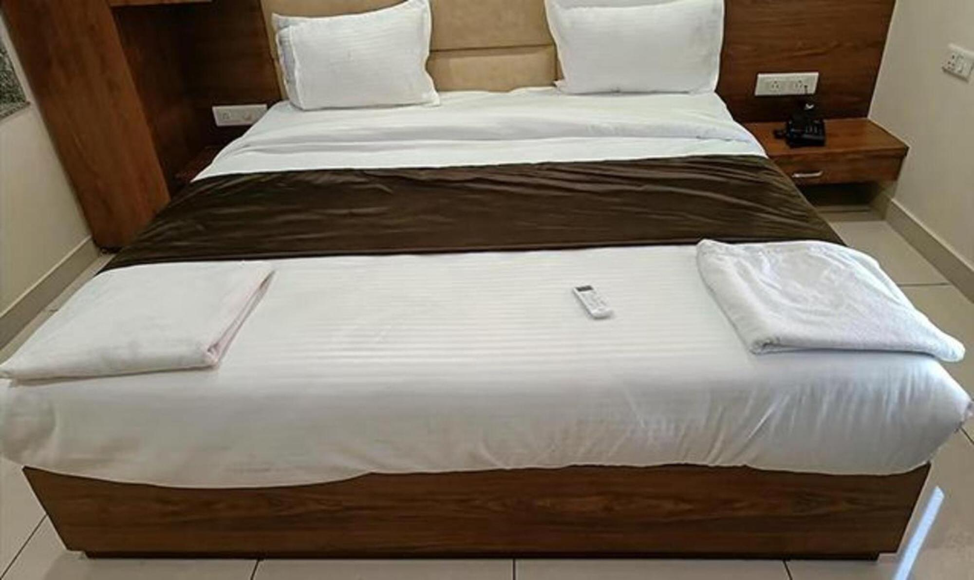 Fabhotel Prime Shree Dev Prime 烏代浦 外观 照片